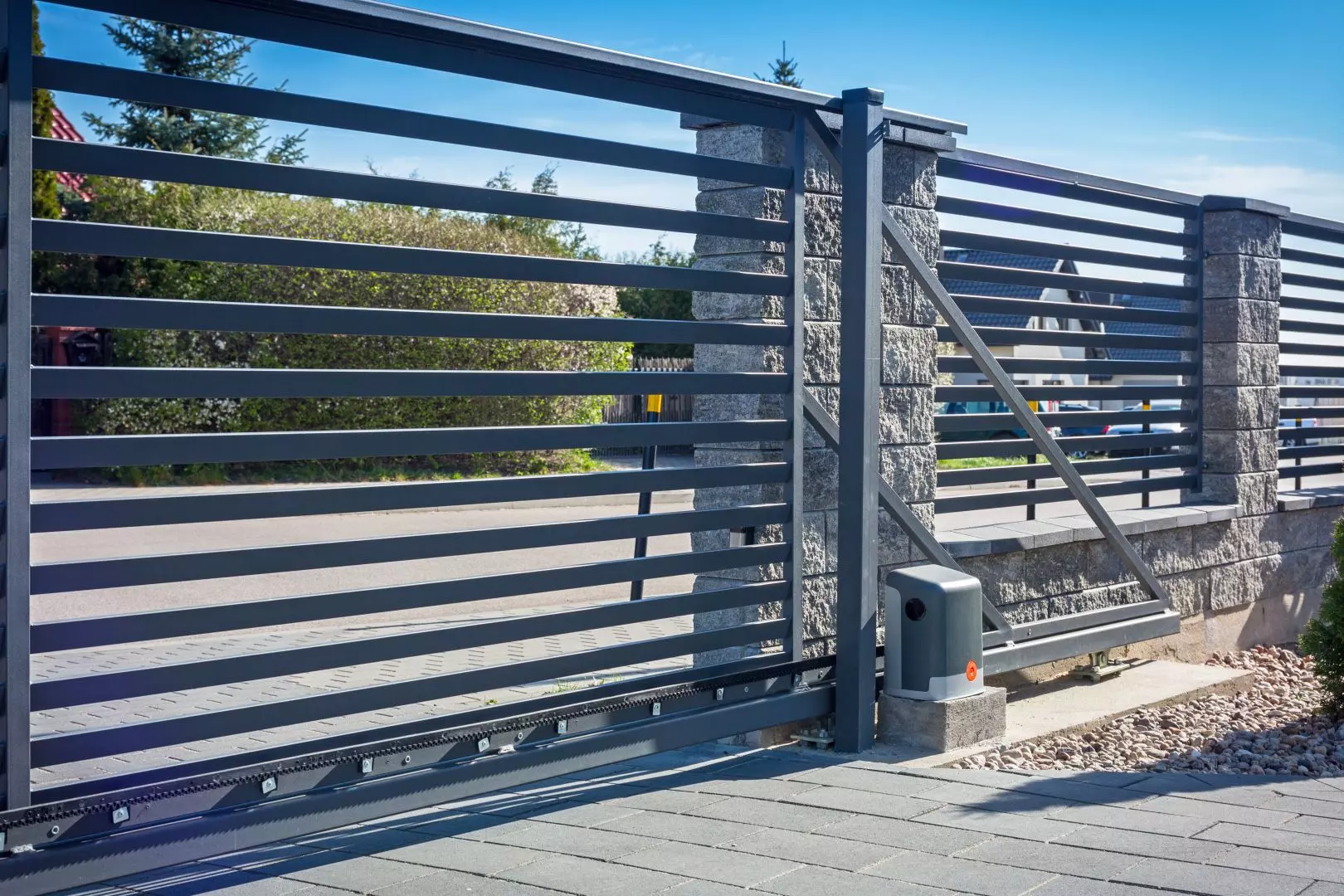 Electric Gate Fabrication Birmingham, Sandwell, Solihull